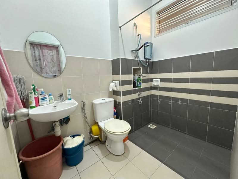 Rumah Teres 2 Tingkat untuk Dijual di Bukit Indah (Iskandar Puteri (Nusajaya)) - Chew Chee Yee - Bathroom - PropertyGuru.com.my