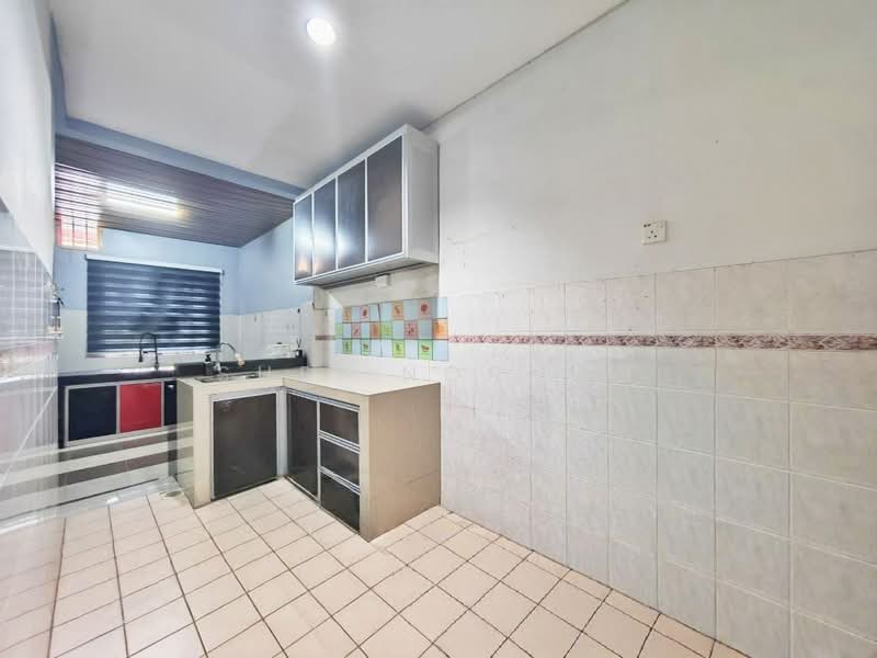 Rumah Teres 2 Tingkat untuk Dijual di Taman Scientex Pasir Gudang (Pasir Gudang) - Sufi Norman - Kitchen - PropertyGuru.com.my