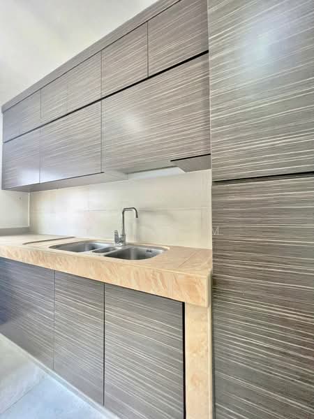 Semi-Detached House for Sale in Taman Molek (Johor Bahru) - Karl Lim - Kitchen - PropertyGuru.com.my