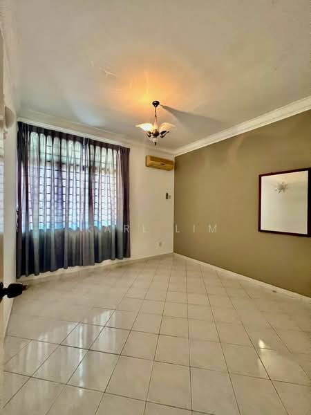 Semi-Detached House for Sale in Taman Molek (Johor Bahru) - Karl Lim - Interior - PropertyGuru.com.my