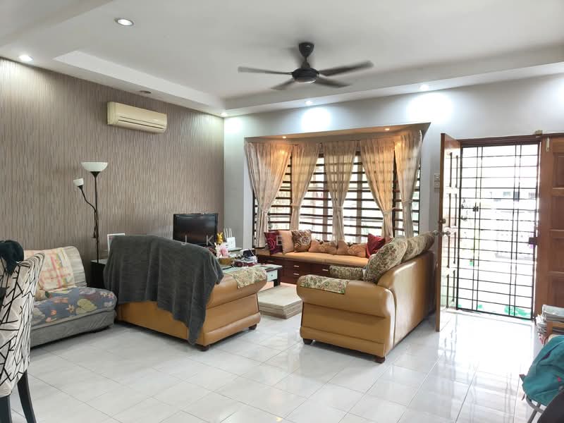 Rumah Berkembar untuk Dijual di Kerian (Perak) - JK Leong - Living Room - PropertyGuru.com.my