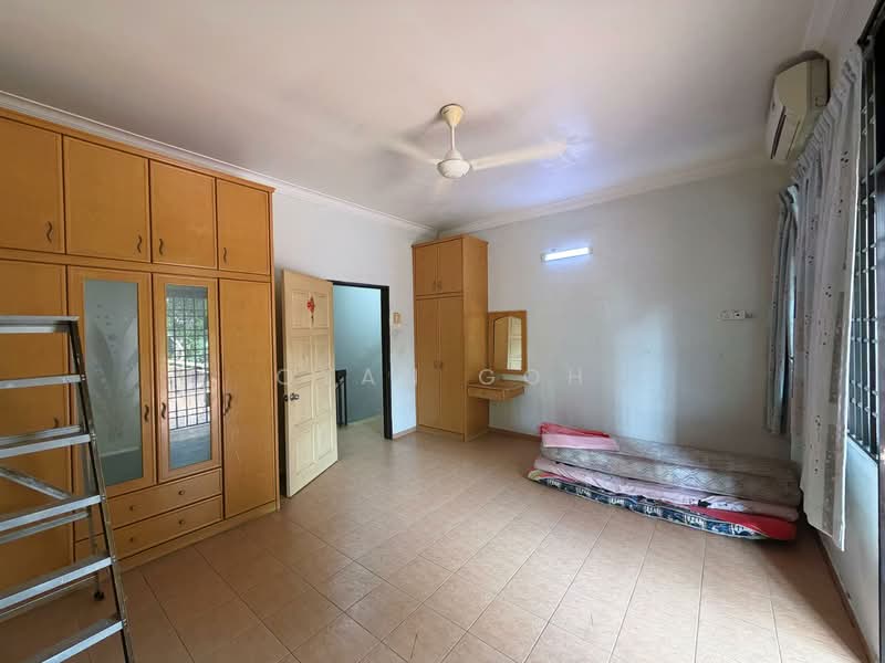 2-storey Terraced House for Sale in Taman Desa Green (Jelutong) - Qyan Goh - Bedroom - PropertyGuru.com.my