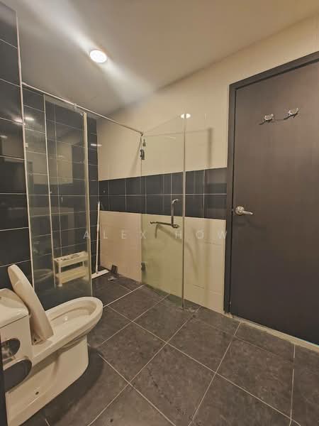 Service Residence for Rent at D'Inspire Residence (Inspira Bestari) - Alex How - Bathroom - PropertyGuru.com.my