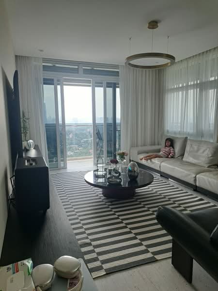 Servis Apartment untuk Dijual di Met 1 Residences - Fiona Lee - Living Room - PropertyGuru.com.my