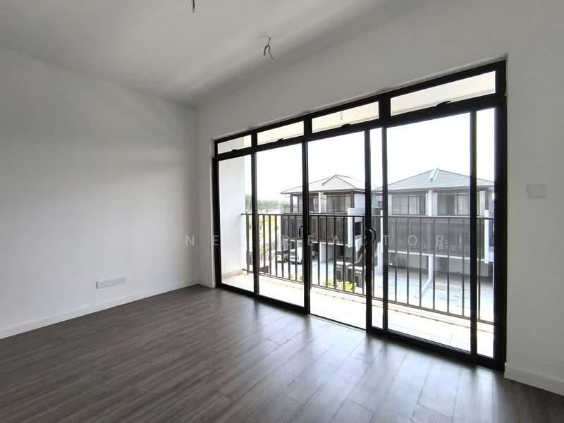 Terraced House for Rent in Cyberjaya (Selangor) - Maznee Realtor - Balcony - PropertyGuru.com.my