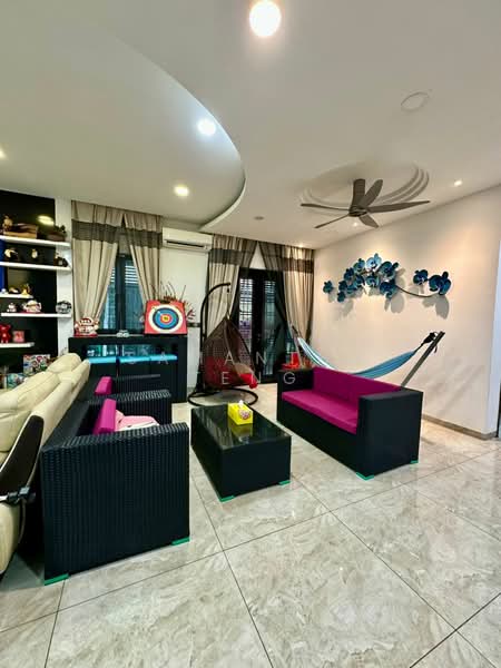 Semi-Detached House for Sale in Taman Seri Austin (Tebrau) - Samantha Teng - Living Room - PropertyGuru.com.my