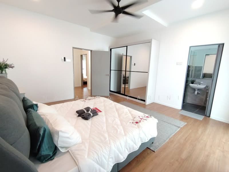 2-storey Terraced House for Sale in Telok Panglima Garang (Selangor) - Natasha Farini - Bedroom - PropertyGuru.com.my
