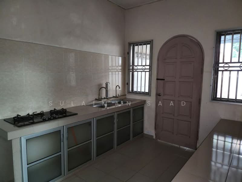 Rumah Banglo untuk Dijual di Kamunting (Perak) - Sulaiman Saad - Kitchen - PropertyGuru.com.my