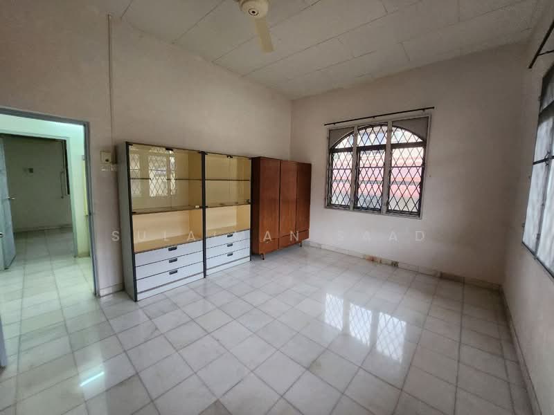 Bungalow for Sale in Taman Lake View (Taiping) - Sulaiman Saad - Interior - PropertyGuru.com.my