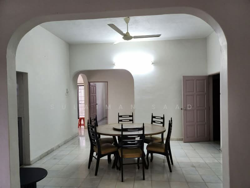 Rumah Banglo untuk Dijual di Kamunting (Perak) - Sulaiman Saad - Dining Room - PropertyGuru.com.my