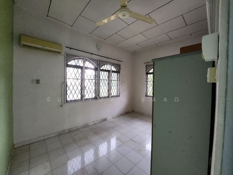 Bungalow for Sale in Taman Lake View (Taiping) - Sulaiman Saad - Interior - PropertyGuru.com.my