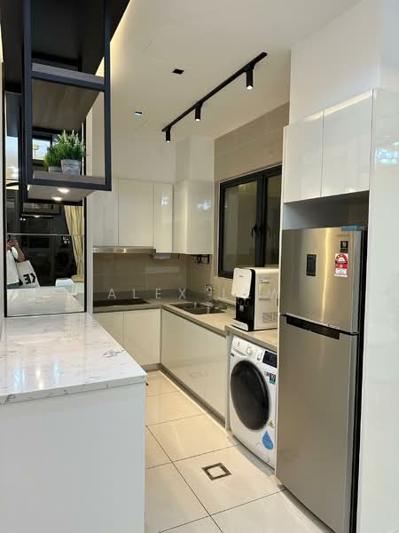Kondominium untuk Dijual di Waltz Residences - Alex Lew - Kitchen - PropertyGuru.com.my
