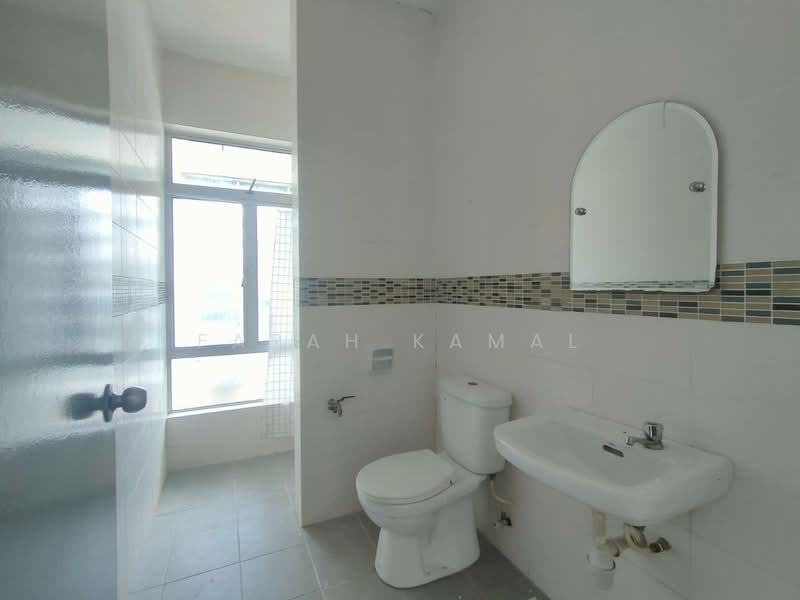 Rumah Teres 2 Tingkat untuk Dijual di Taman Sierra Ukay (Ulu Kelang) - Farah Kamal - Bathroom - PropertyGuru.com.my