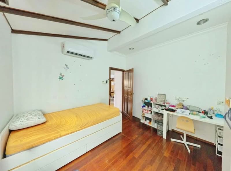 Rumah Teres 1.5 Tingkat untuk Dijual di Taman Tun Dr Ismail (Kuala Lumpur) - Hazwan Hilmi - Bedroom - PropertyGuru.com.my