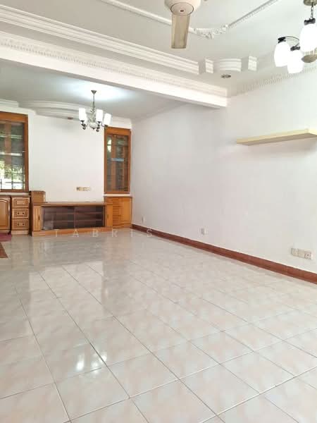 Terraced House for Sale in Seksyen 32, Kemuning Green Ville (Shah Alam) - Tabris Wong - Living Room - PropertyGuru.com.my