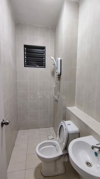 Kondominium untuk Disewa di Residensi Adelia 3 - Alex Chong - Bathroom - PropertyGuru.com.my