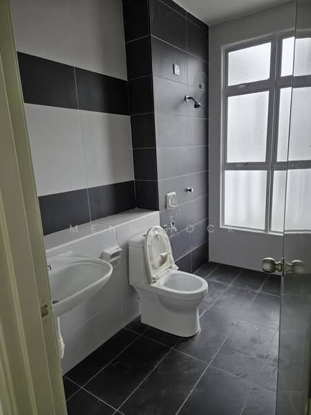 2-storey Terraced House for Sale in Bandar Putra (Kulai) - Meng Hock - Bathroom - PropertyGuru.com.my