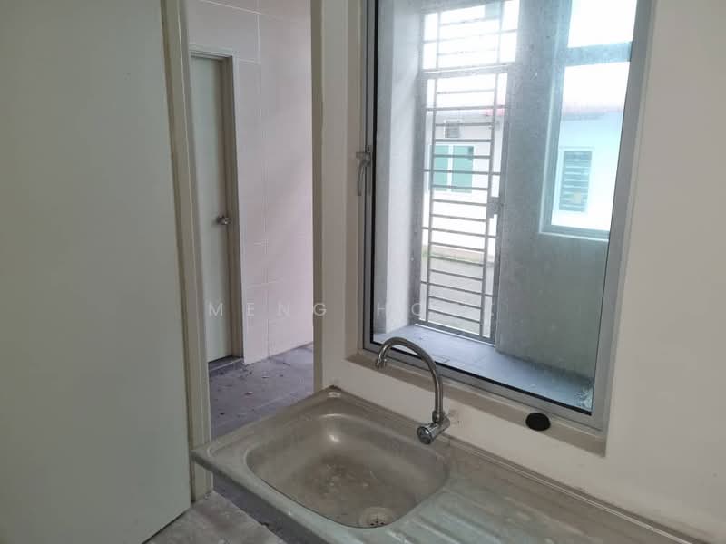 2-storey Terraced House for Sale in Bandar Putra (Kulai) - Meng Hock - Interior - PropertyGuru.com.my