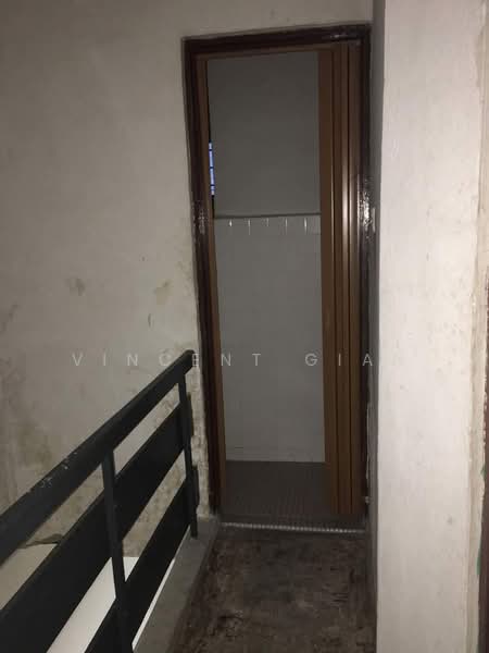 Rumah Teres 2 Tingkat untuk Dijual di Taman Desa Cemerlang (Ulu Tiram) - Vincent Gian - Corridor - PropertyGuru.com.my