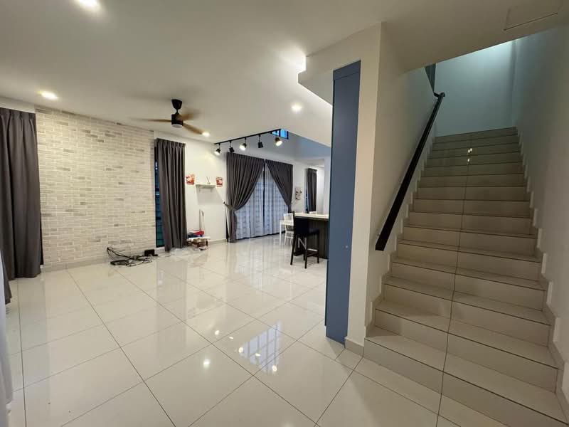 Rumah Teres untuk Dijual di Johor Bahru (Johor) - Lifen . - Living Room - PropertyGuru.com.my