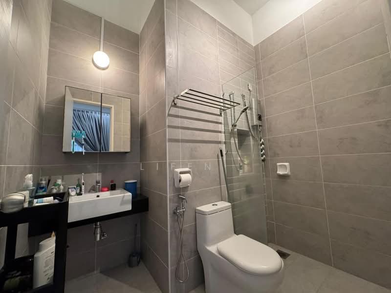 Rumah Teres untuk Dijual di Johor Bahru (Johor) - Lifen . - Bathroom - PropertyGuru.com.my