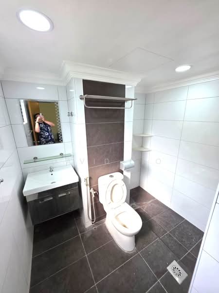 Kondominium untuk Disewa di Angkasa Impian 1 - David Lao - Bathroom - PropertyGuru.com.my