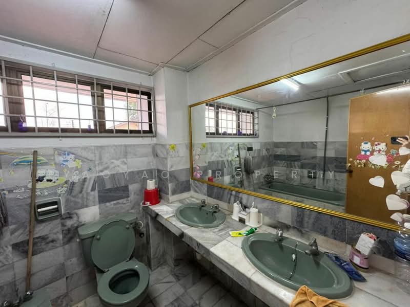 Shop for Rent in Permas Jaya (Johor) - Yaoyao Property - Bathroom - PropertyGuru.com.my