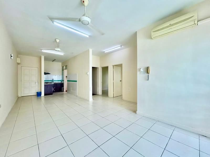 Servis Apartment untuk Dijual di Metropolitan Square - Kelvin Wong - Living Room - PropertyGuru.com.my