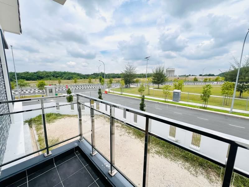 2-storey Terraced House for Sale in Hulu Langat (Selangor) - Masnizah Arifin - Balcony - PropertyGuru.com.my