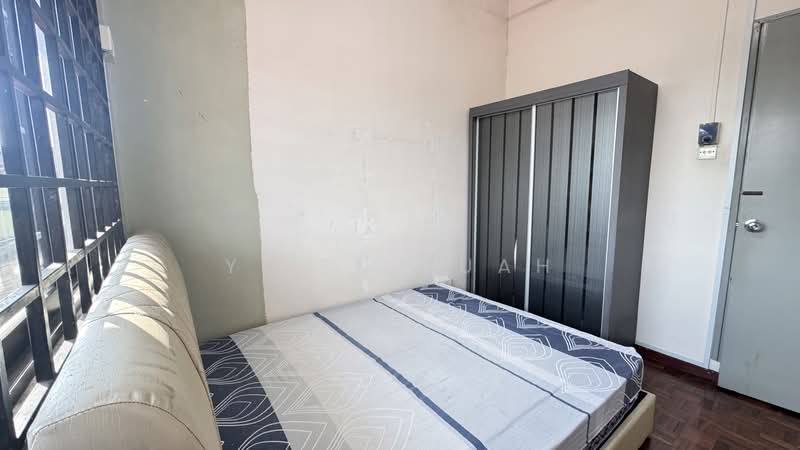 Rumah Teres 2 Tingkat untuk Dijual di Taman Desa Cemerlang (Ulu Tiram) - Yi En Puah - Bedroom - PropertyGuru.com.my