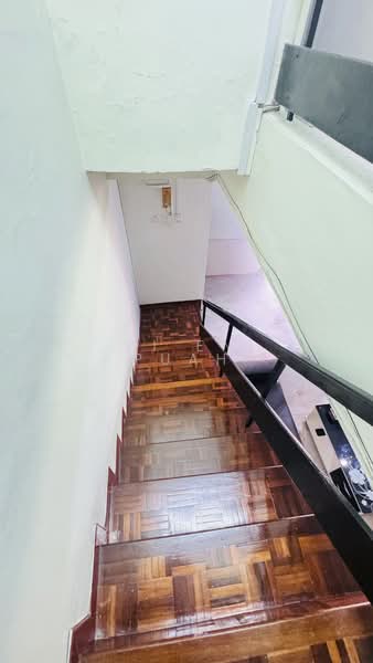 Rumah Teres 2 Tingkat untuk Dijual di Taman Desa Cemerlang (Ulu Tiram) - Yi En Puah - Corridor - PropertyGuru.com.my