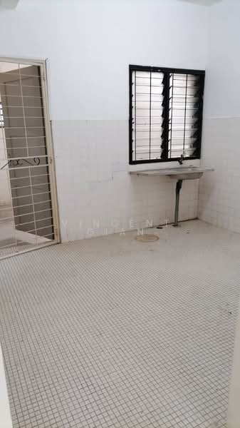 Rumah Teres 2 Tingkat untuk Dijual di Taman Desa Cemerlang (Ulu Tiram) - Vincent Gian - Interior - PropertyGuru.com.my