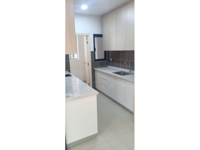 Kondominium untuk Disewa di Lakeville Residence - Nic Low - Kitchen - PropertyGuru.com.my