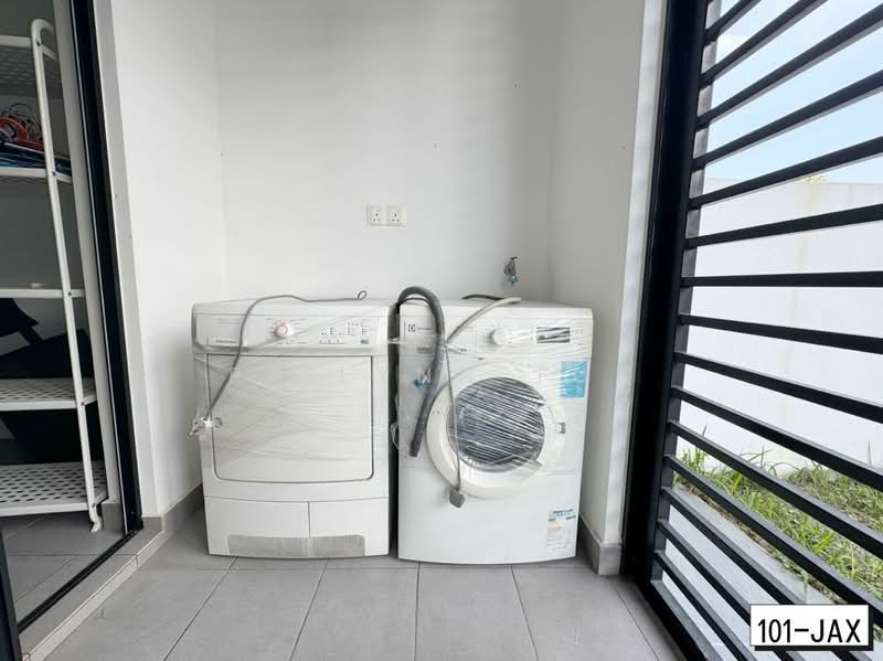 Semi-Detached House for Sale in Setia Alam (Selangor) - Reilynn Tue - Interior - PropertyGuru.com.my