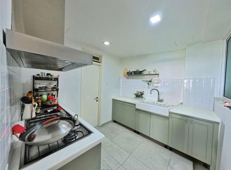 Kondominium untuk Dijual di The Residence Condominium @ TTDI - Hazwan Hilmi - Kitchen - PropertyGuru.com.my