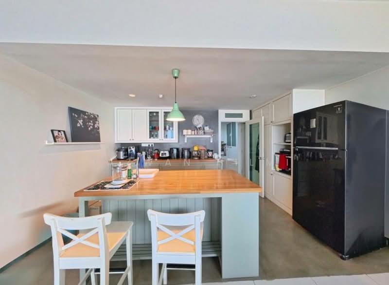 Kondominium untuk Dijual di The Residence Condominium @ TTDI - Hazwan Hilmi - Kitchen - PropertyGuru.com.my