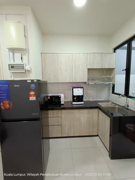 Servis Apartment untuk Disewa di Majestic Maxim - Iris Lee - Kitchen - PropertyGuru.com.my