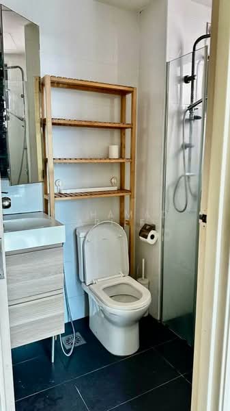 Servis Apartment untuk Disewa di Vista Alam Serviced Apartment - Mohamad Ariff - Bathroom - PropertyGuru.com.my