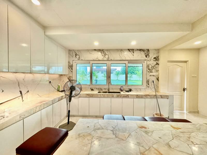 Bungalow for Rent in Seksyen 9 (Petaling Jaya) - Samuel Pan - Kitchen - PropertyGuru.com.my