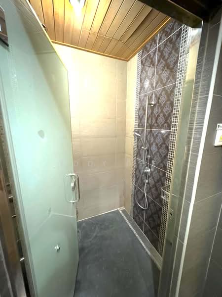 Shop / Office for Rent in Puchong (Selangor) - Eddy Lee - Bathroom - PropertyGuru.com.my