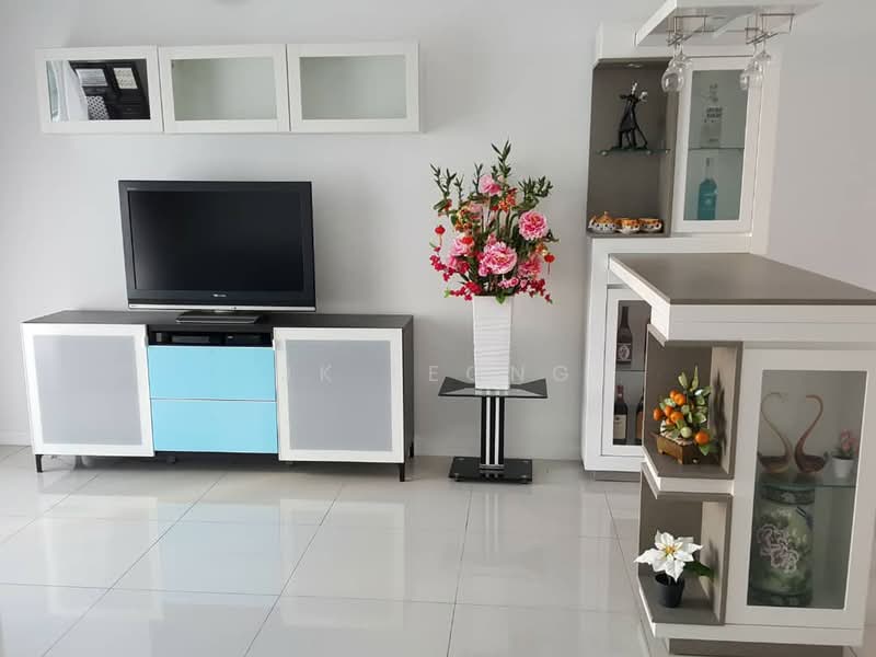 Kondominium untuk Disewa di Urbana Residences - JK Leong - Living Room - PropertyGuru.com.my