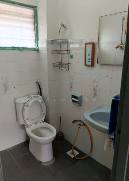 2-storey Terraced House for Rent in Subang Jaya (Selangor) - Carlos Ng - Bathroom - PropertyGuru.com.my