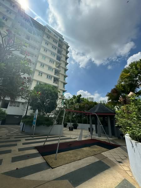 Kondominium untuk Dijual di Sutera Maya - Jackueline Yeo - Exterior - PropertyGuru.com.my