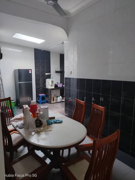 1-storey Terraced House for Sale in Skudai (Johor) - Doriss Tan - Kitchen - PropertyGuru.com.my