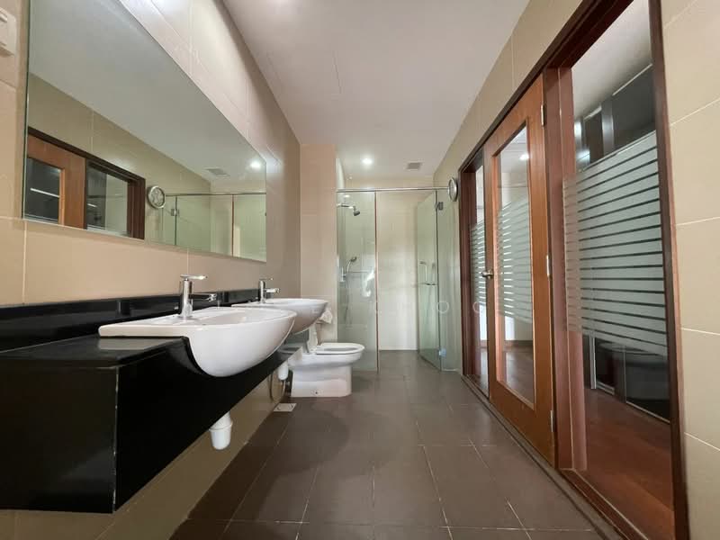 Kondominium untuk Dijual di Hillcrest Residences - Jake Khoo - Bathroom - PropertyGuru.com.my