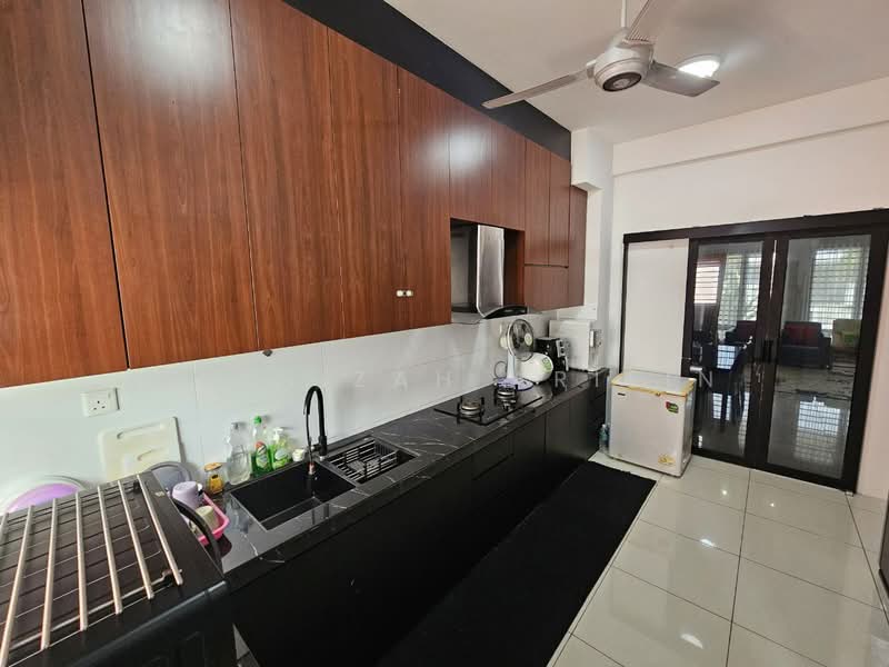 2-storey Terraced House for Sale in Bangi (Selangor) - Masnizah Arifin - Kitchen - PropertyGuru.com.my