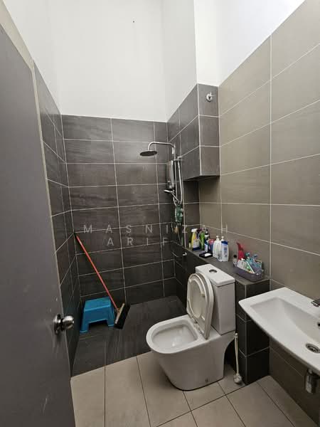2-storey Terraced House for Sale in Bangi (Selangor) - Masnizah Arifin - Bathroom - PropertyGuru.com.my