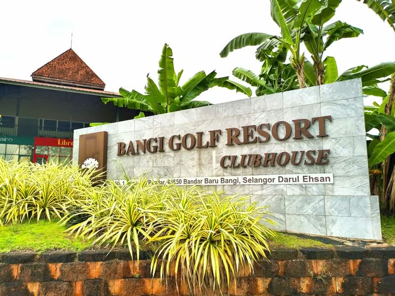 2-storey Terraced House for Sale in Bandar Baru Bangi (Selangor) - Aziani Ahmad - Clubhouse - PropertyGuru.com.my