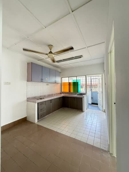 1-storey Terraced House for Sale in Bandar Sri Damansara (Selangor) - Alison Chiu - Kitchen - PropertyGuru.com.my