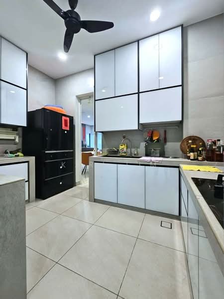 Rumah Berkembar untuk Dijual di Lenang Heights (Johor Bahru) - Karl Lim - Kitchen - PropertyGuru.com.my